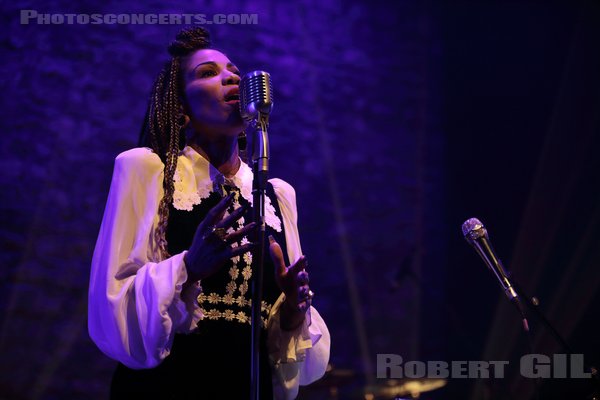 LIVIA KOJO ALOUR - 2023-12-08 - PARIS - Cafe de la Danse - 